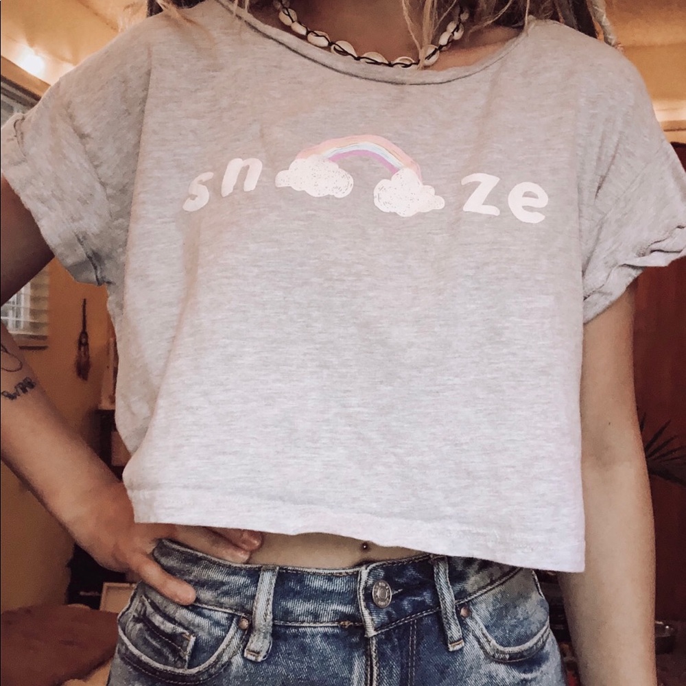 SNOOZE distressed tee